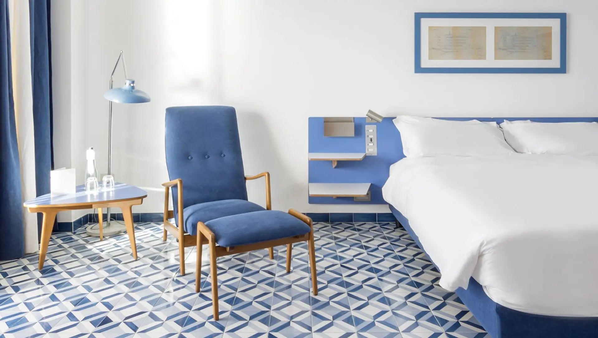 PINTO DI BLU- PARCO DEI PRINCIPI - DESIGNED BY GIO PONTI