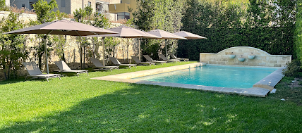AND JUST LIKE THAT ITS SUMMER IN ITALY! WORK - PLAY - GETAWAY