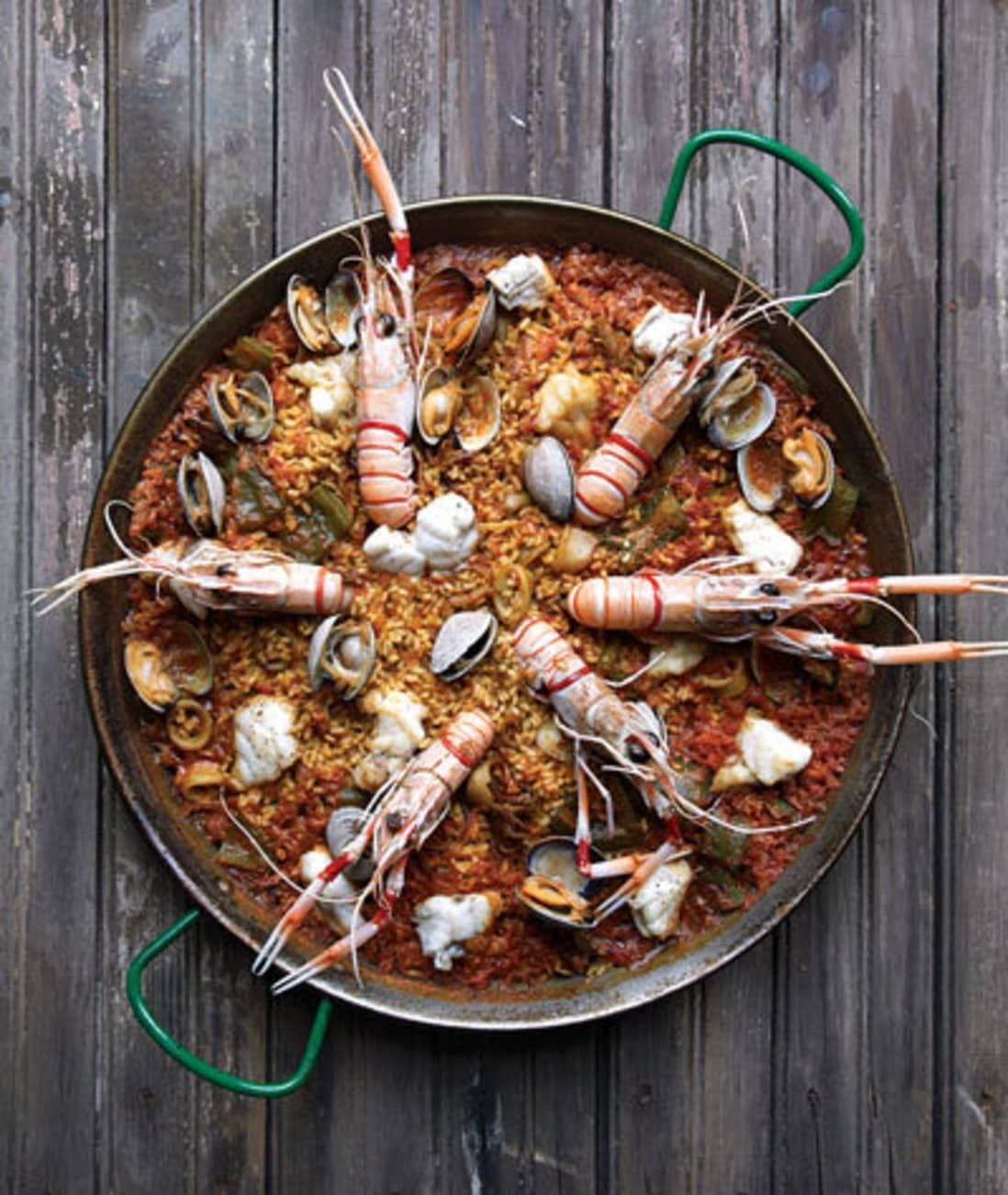 University of Miami's Faculty Dir. of Entrepreneurship Michael Wilson Serves Up His Paella Recipe