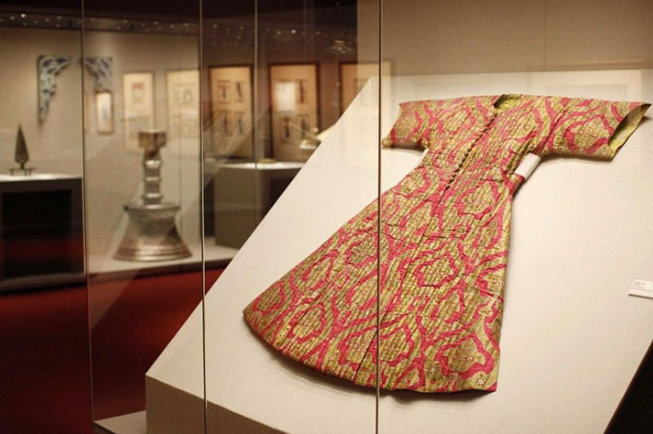 COATS FIT FOR A SULTAN - INSPIRATION AT THE TOPKAPI PALACE ISTANBUL